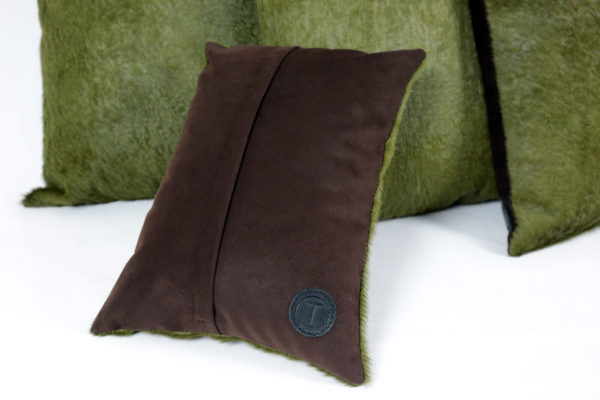 Coussin en peau de vache celtique – Image 2