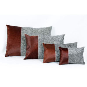 Coussin en peau de vache ambrée