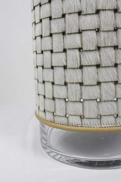 Vase en peau de vache tressé – Image 2