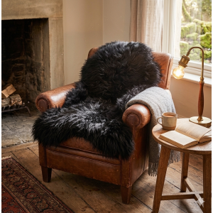 peau de mouton noire