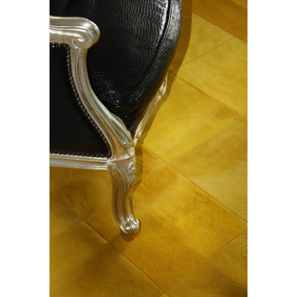 tapis peau de vache jaune