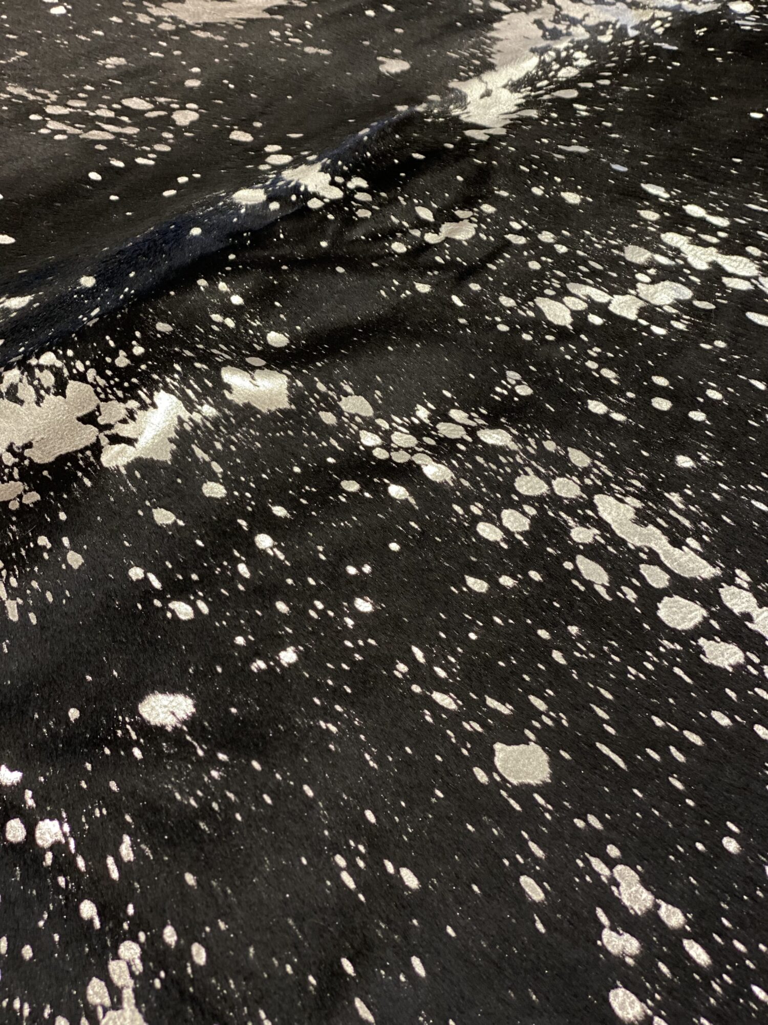 visuel vache noire acidulée