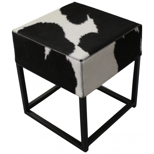 Tabouret en peau de vache noir et blanc
