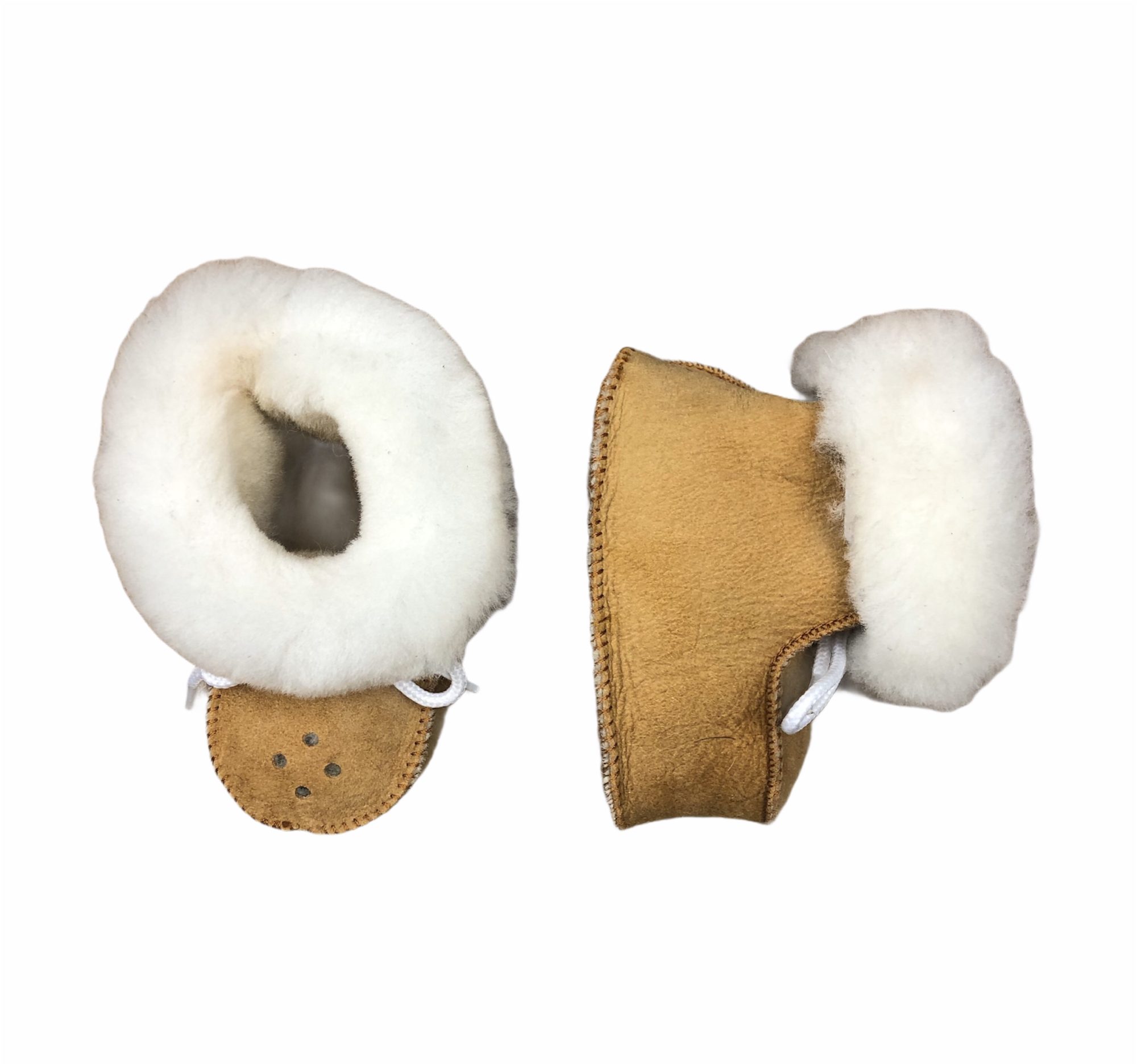 Chaussons bébé beige fourrés en peau de mouton