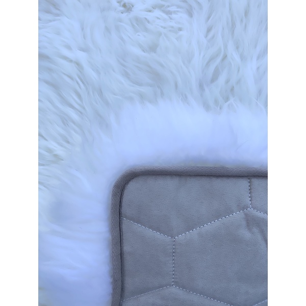 tapis mouton blanc doublure molleton