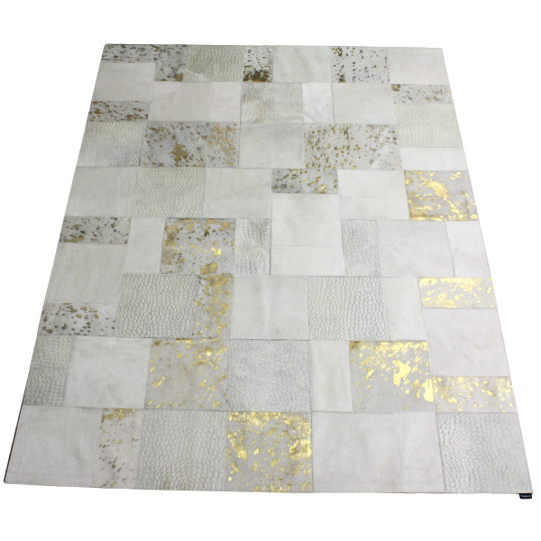 tapis en peau mixte blanc or