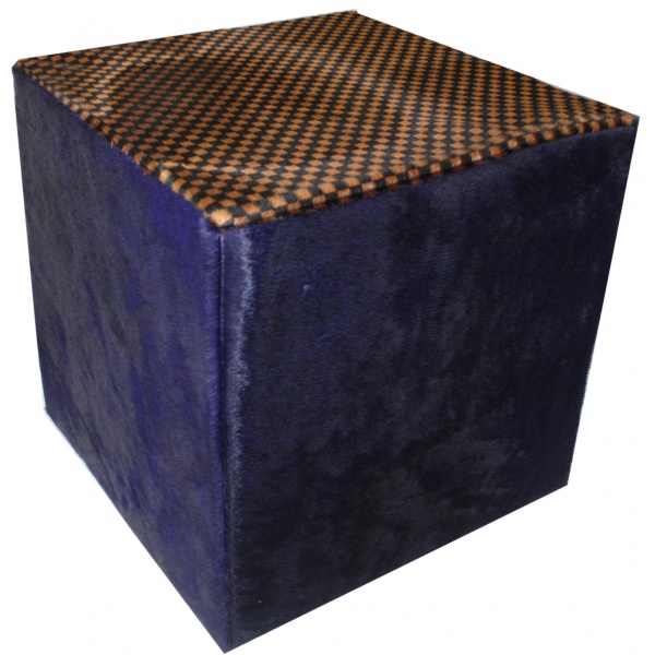pouf-en-peau-haut-de-gamme