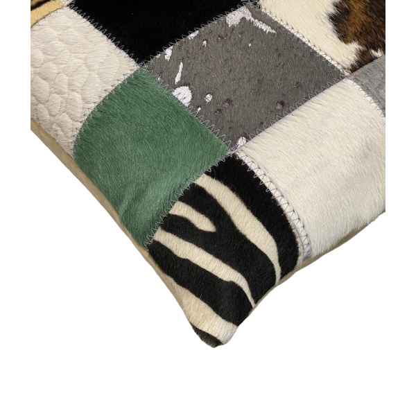zoom-matiere-coussin-vache-couleur-amande