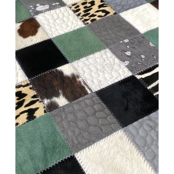 zoom-matiere-tapis-vache-mixte-couleur-amande