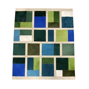 tapis picasso vache vert tendance tapis cuir multicolor bleu vert rayure vache française couture main Auvergne artisanat