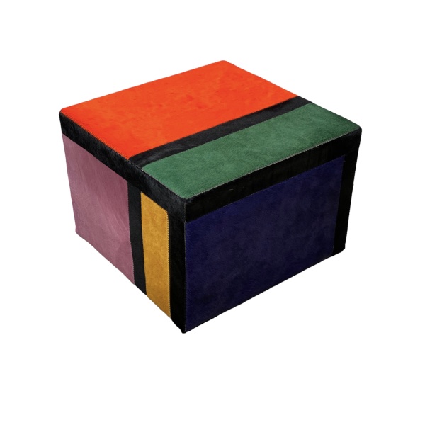 pouf-cuir-coloré-décoration-vache