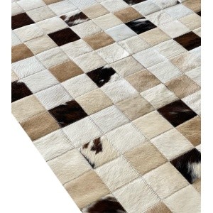 zoom matiere peau de vache patchwork