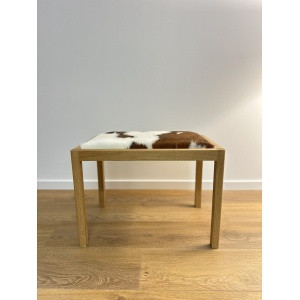 Tabouret bois et peau de vache