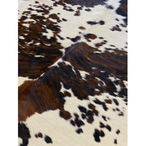 zoom-matiere-vache-normande-blanche